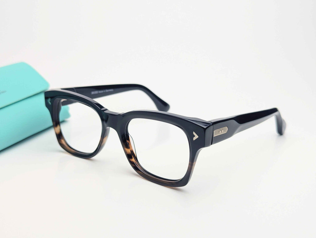 Luxury AcetateD4