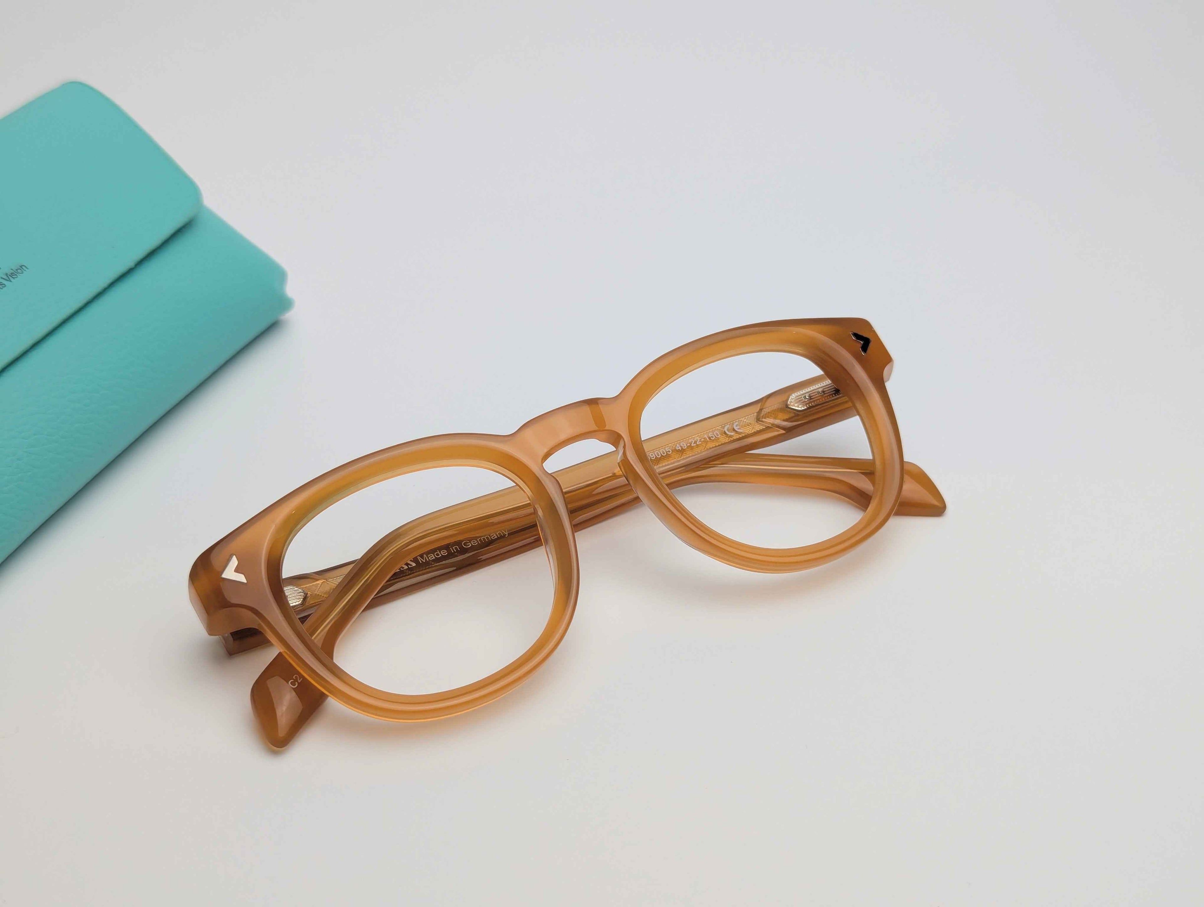 Luxury AcetateD7