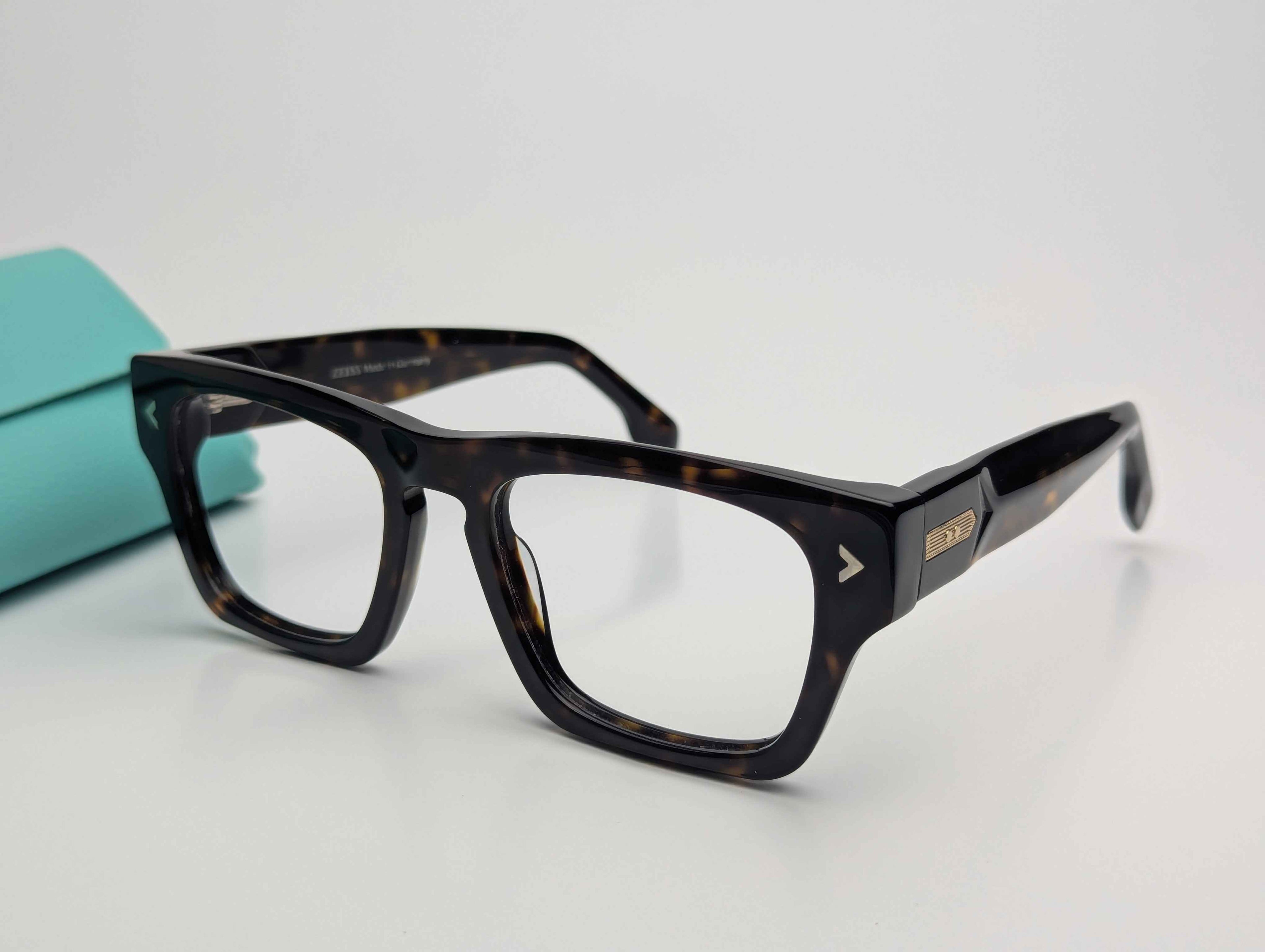 Luxury AcetateD14