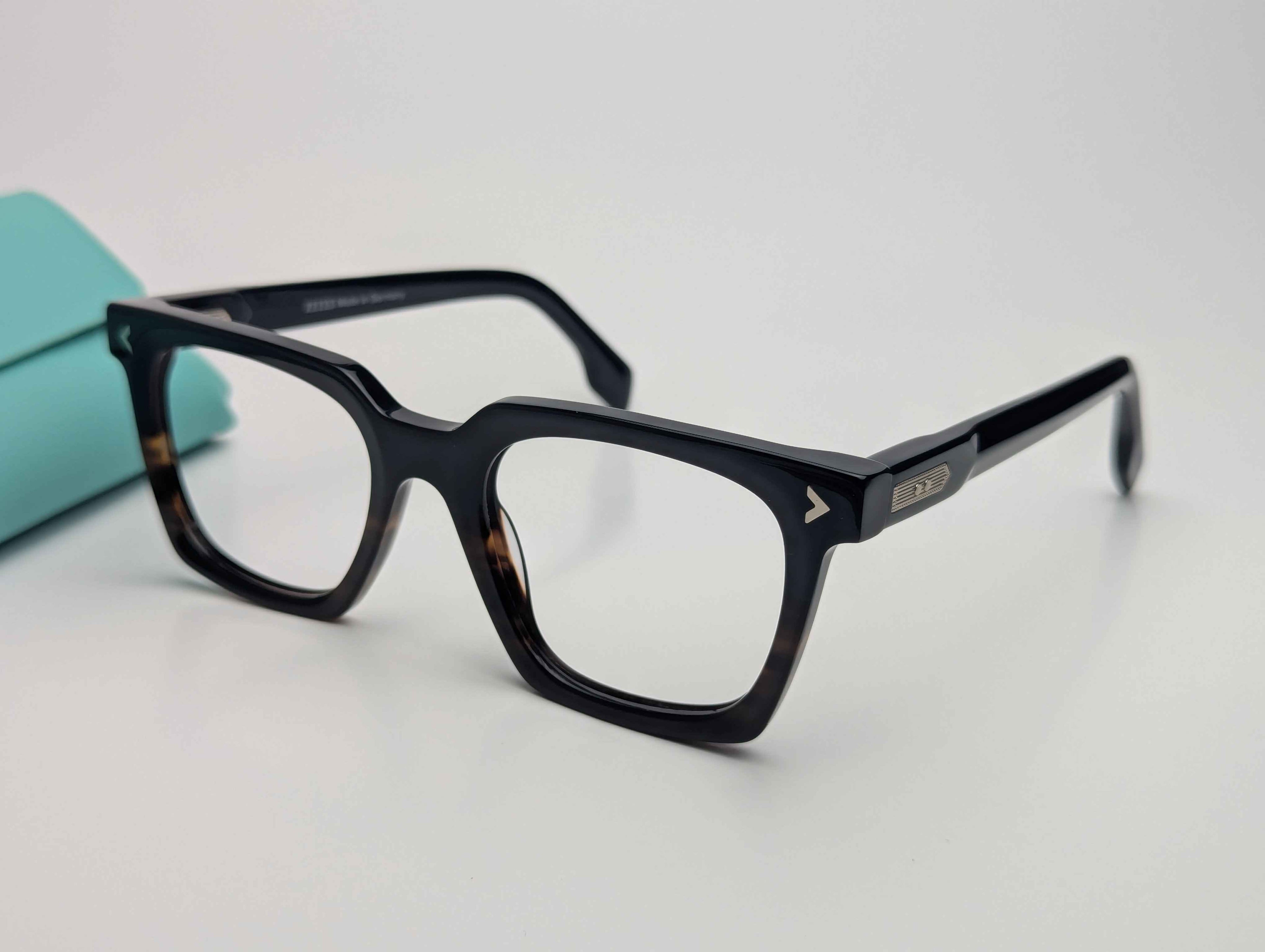 Luxury AcetateD17