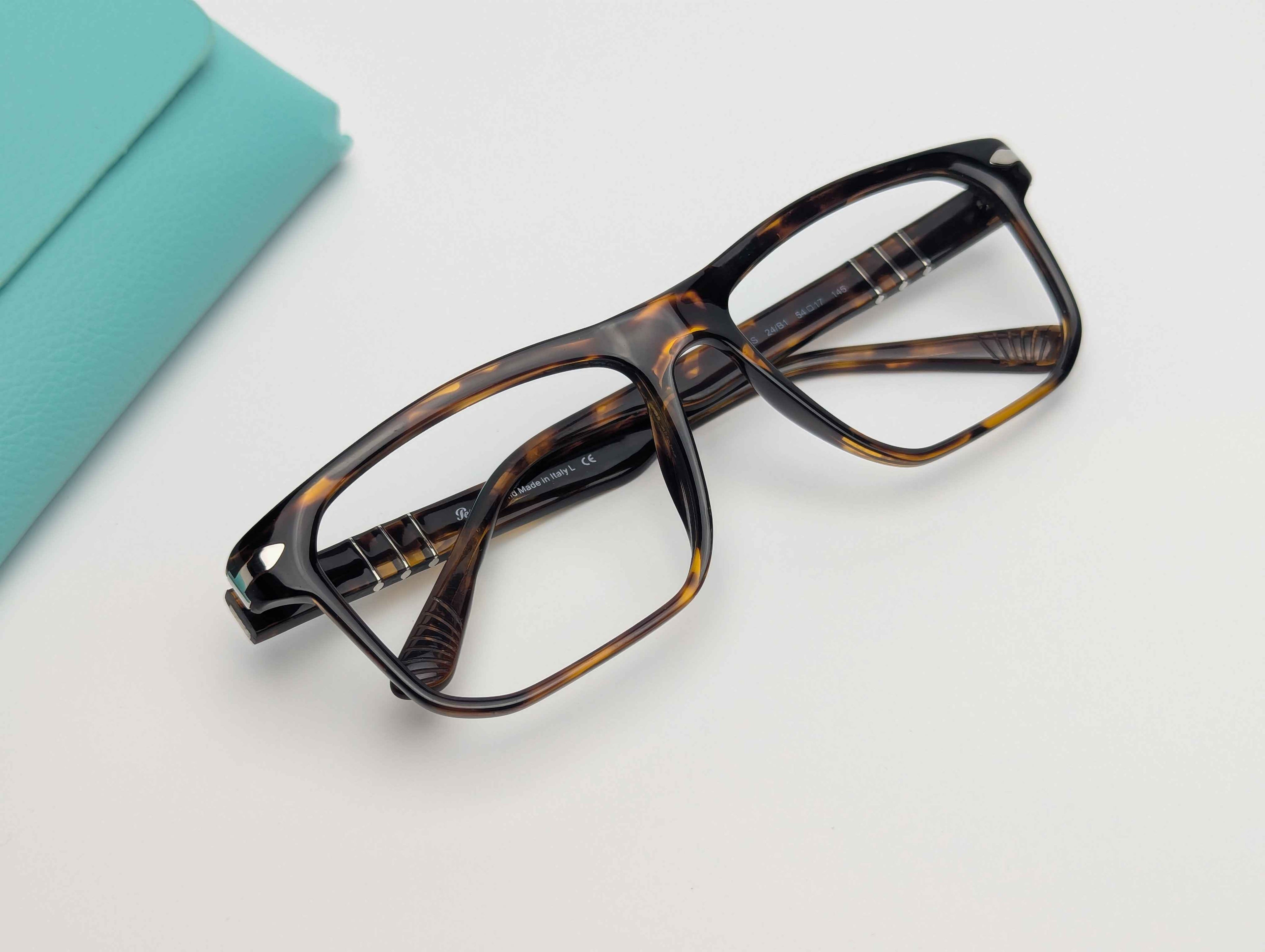 Luxury AcetateD23