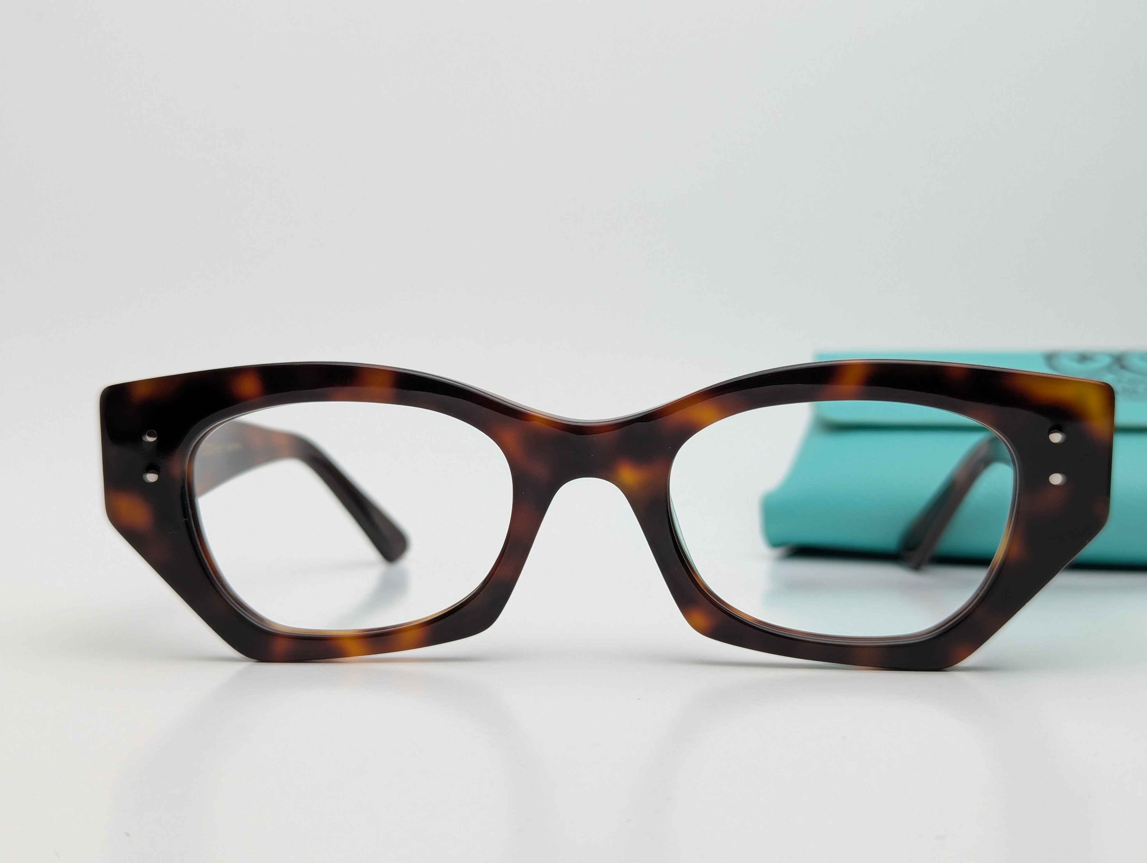 Luxury AcetateD42
