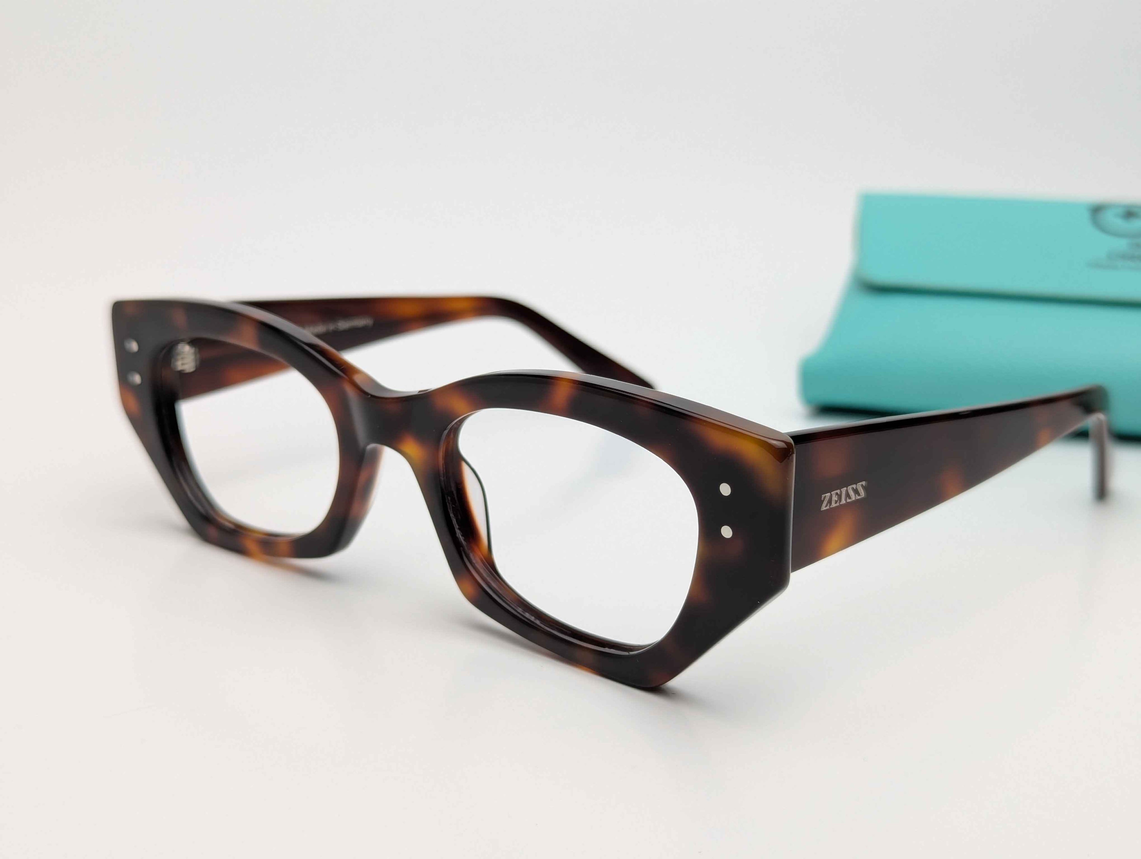 Luxury AcetateD42