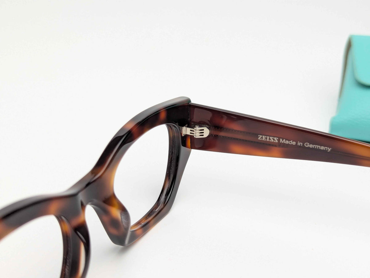Luxury AcetateD42