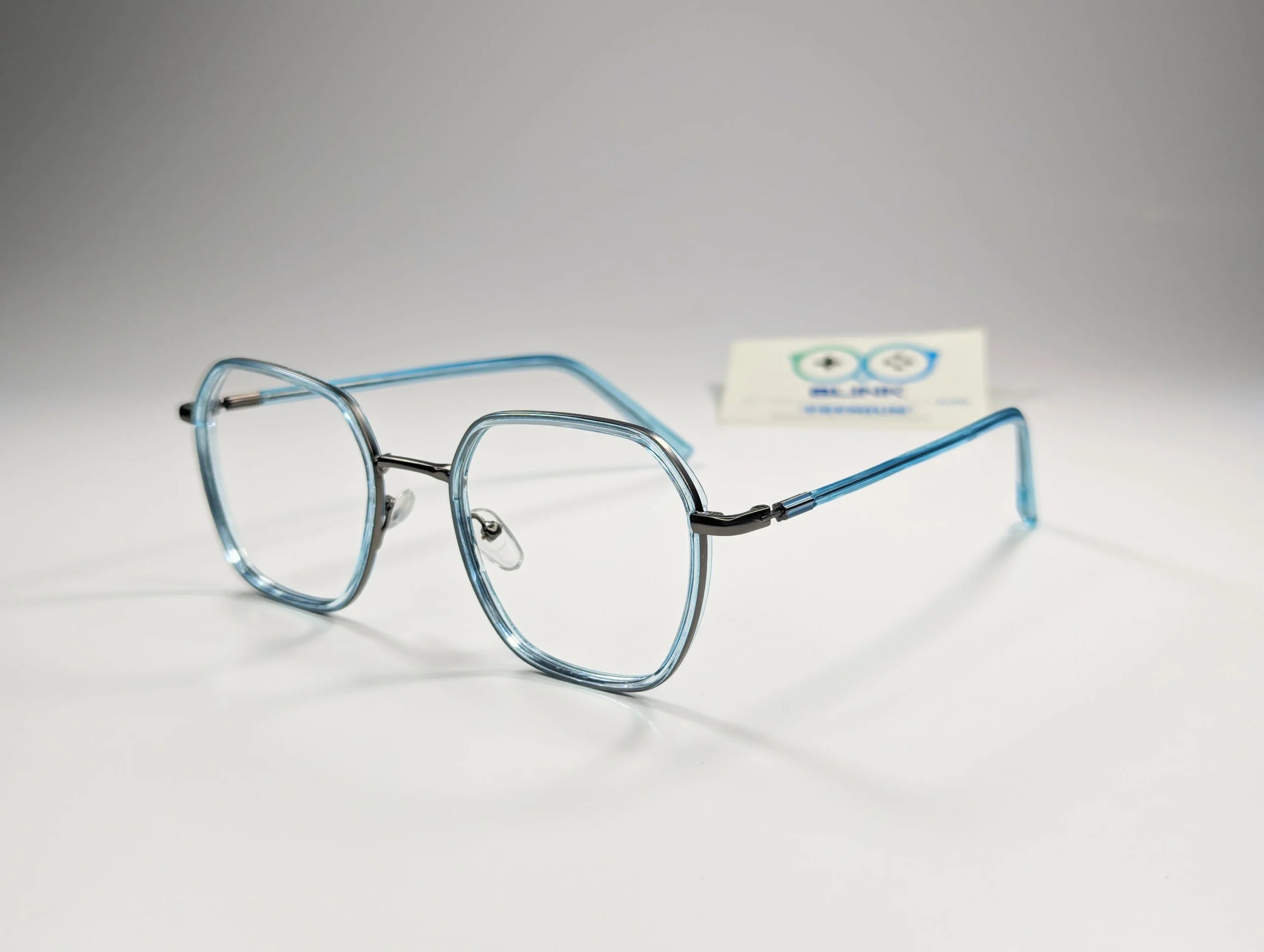 Front Celluloid Side Metal 01