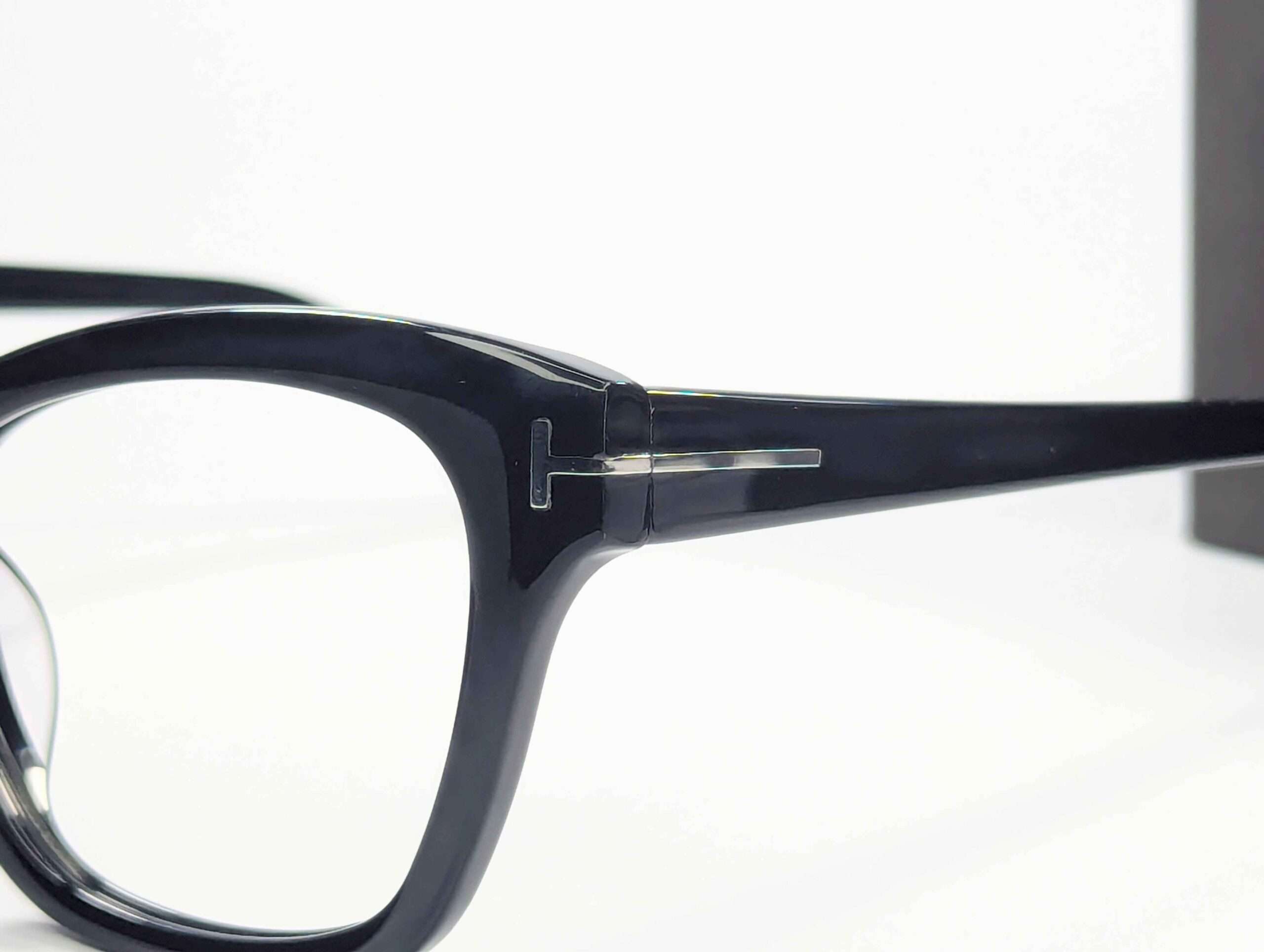 Tom Ford FT5909B B