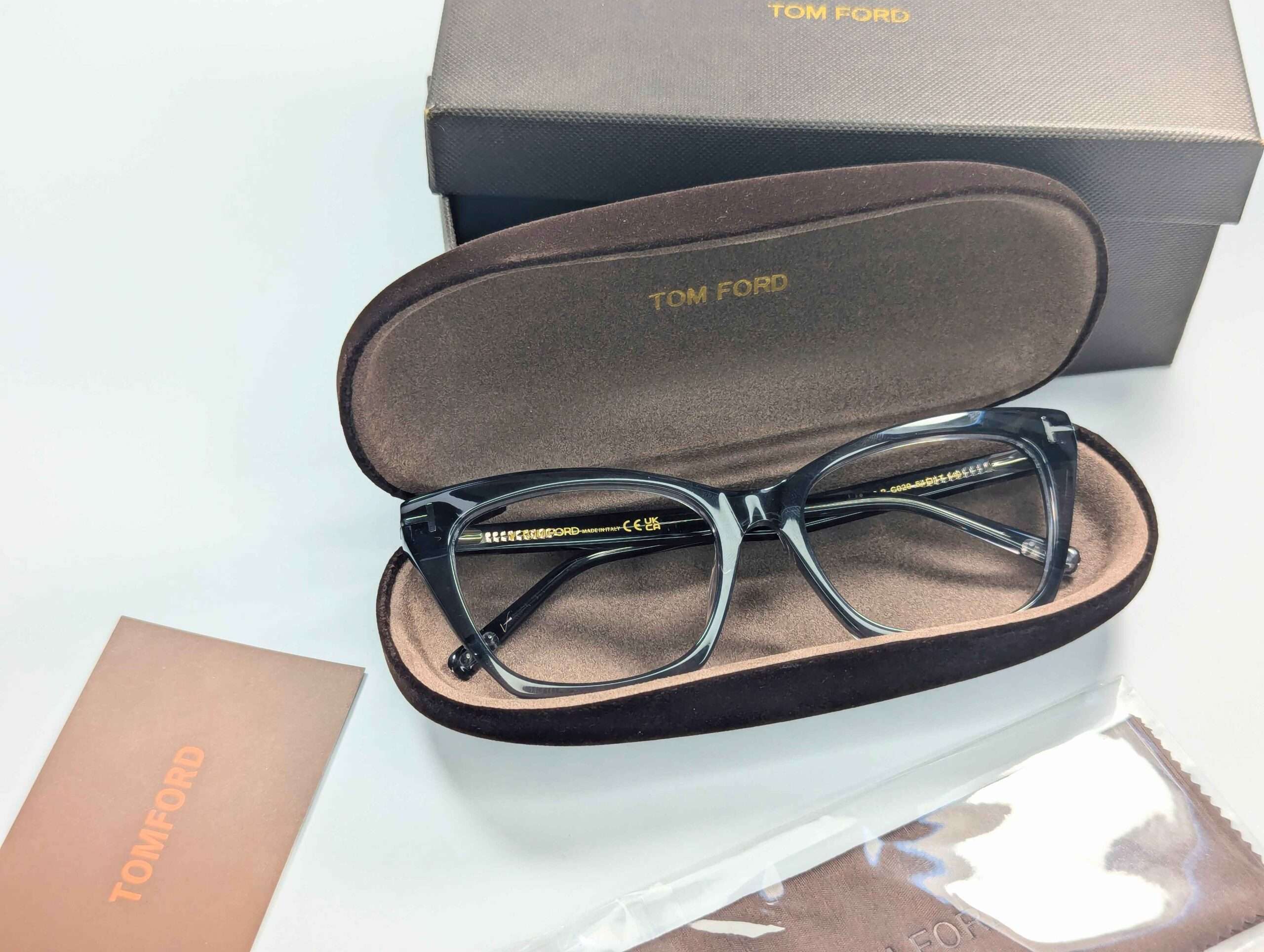 Tom Ford FT5709B G