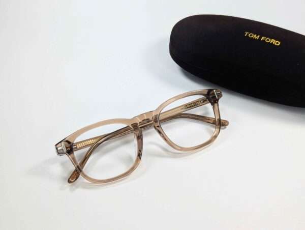 Tom Ford FT5555