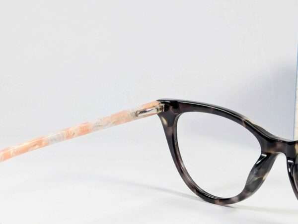 LL01 - Image 3